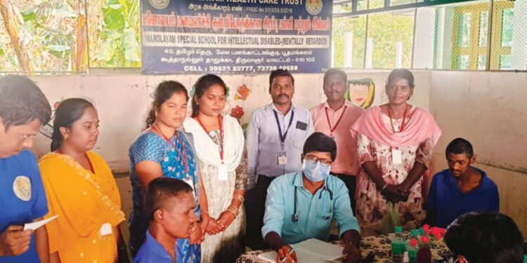கூத்தாநல்லூர்மனோலயம் பள்ளியில் மாற்றுத்திறனாளி மாணவர்களுக்குப்பிரத்யேகசுவாசப்பரிசோதனைமுகாம்!