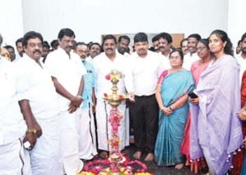 மயிலாடுதுறையில் ரூ.3.90 கோடியில் அதிநவீன வருவாய் கோட்டாட்சியர் அலுவலகம்: முதலமைச்சர் மு.க.ஸ்டாலின் காணொலி வாயிலாகத் திறந்து வைப்பு!