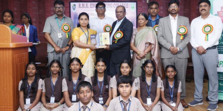 “2047-ல்இந்தியாவல்லரசு: பிரமோஸ்ஏவுகணைதான்நமதுபலம்” – கவரைப்பேட்டைஆர்.எம்.கேகல்லூரியில்மாணவர்களைஉத்வேகப்படுத்தியஇஸ்ரோவிஞ்ஞானிசிவதாணுபிள்ளை!