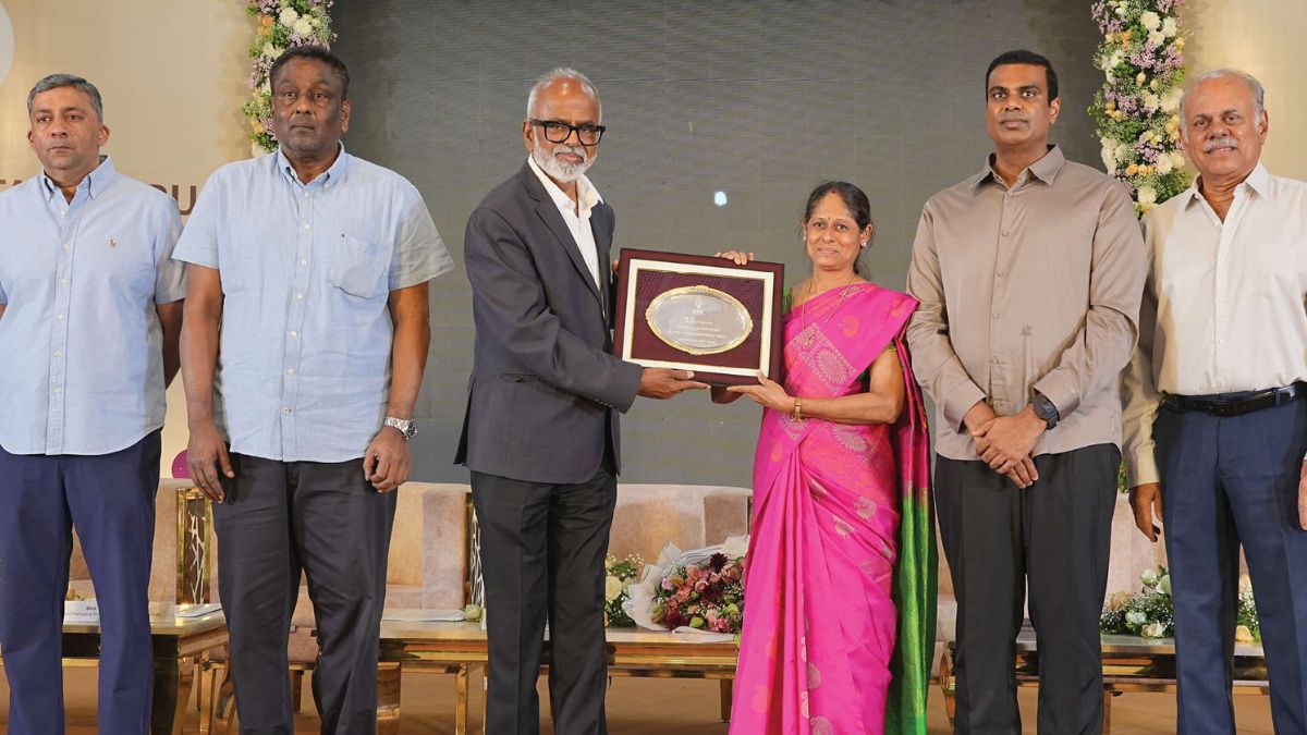 “ஒருபெண்வெற்றிபெற்றால்ஒருசமூகமேவளரும்” – கோவையில்எஸ்என்ஆர்சன்ஸ்அறக்கட்டளையின் 42-வதுநிறுவனர்நாள்விழாவில்டாக்டர்ஏ.வேலுமணிநெகிழ்ச்சிஉரை!