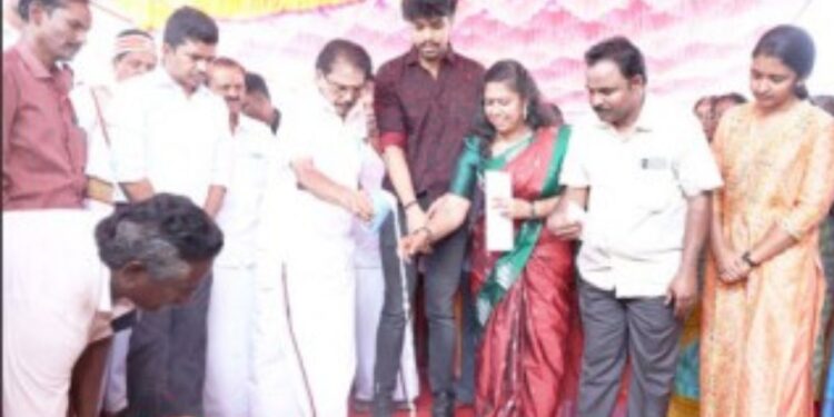 விருதுநகர் – அருப்புக்கோட்டைஇடையேபோக்குவரத்துபுரட்சி: ரூ.115 கோடியில் 4 வழிச்சாலைத்திட்டம் – ராமேஸ்வரம்பயணிகளுக்குவரப்பிரசாதமாகஅமையும்புதியவழித்தடம்!