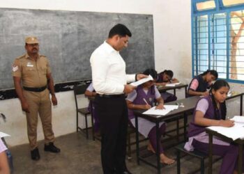 பிளஸ்-2 பொதுத்தேர்வு மையத்தில் பிரவீன்குமார் அதிரடி ஆய்வு – மாணவர்களுக்குவாழ்த்து!