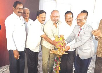 ஏ.ஐ. தொழில்நுட்பத்தில் திருப்பூர் ஜவுளித்துறை: உலகத்தரம் வாய்ந்த ‘ஹைடெக்–2026’ கண்காட்சி கோலாகலத் தொடக்கம்!