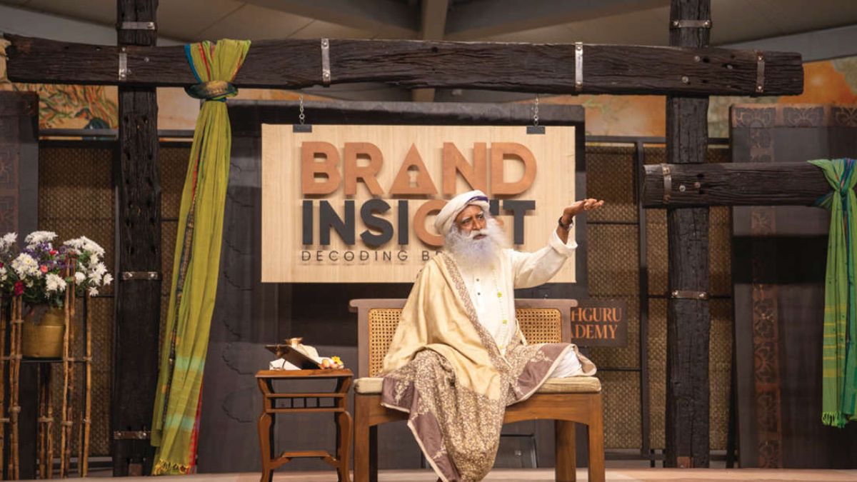 “உலக அரங்கில் பாரதத்தின் மகுடம்: ‘மேட் இன் பாரத்’ பிராண்டை உச்சத்திற்குக் கொண்டு செல்லுங்கள்!” – ஈஷாவில் சத்குரு அதிரடி முழக்கம்!