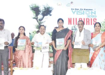 நீலகிரியில் நனவாகும் கனவுகள்: 174 பயனாளிகளுக்கு ரூ. 20.98 கோடி நலத்திட்ட உதவிகள் – அரசு தலைமை கொறடா கா. ராமச்சந்திரன் வழங்கினார்!