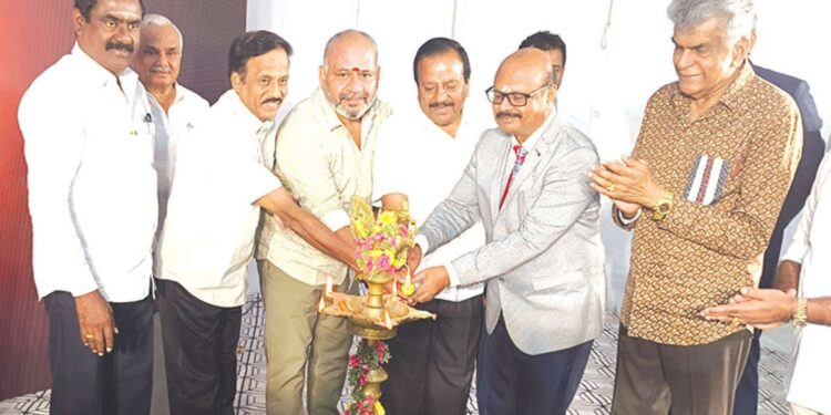 திருப்பூரில் உலகத்தரம் வாய்ந்த ‘ஹைடெக்–2026’ கண்காட்சி: ஏ.ஐ. தொழில்நுட்ப இயந்திரங்களுடன் ஜவுளித்துறையில் புதிய புரட்சி!