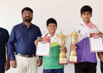 திண்டுக்கல்லை வீழ்த்தி மாநில அளவில் தங்கம் வென்று திருப்பூர் ப்ரண்ட்லைன் பள்ளி மாணவர்கள் சாதனை!