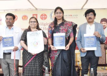 குன்னூரில் கலெக்டர் லட்சுமிபவ்யா அதிரடித் தொடக்கம் – இனி வீடு தேடி வரும் உயர்தர சிகிச்சை!