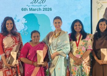 அசாதாரணபெண்களின்சாதனைத்திருவிழா: கோவையில்பிக்கிமகளிர்அமைப்பின் ‘சாதனாவிருதுகள்’ வழங்கும்விழாகோலாகலம்!