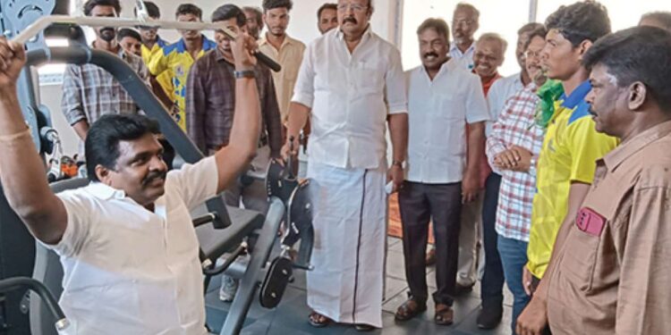 “மாற்றுத்திறனாளிகளின் ஒலிம்பிக் கனவு நனவாகிறது!” – தஞ்சையில் ரூ.1.50 கோடியில் அதிநவீன பாரா விளையாட்டு மையம் திறப்பு!