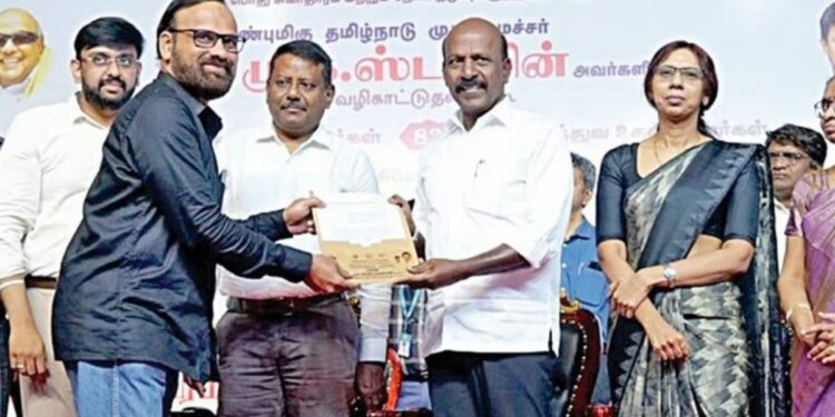 சுகாதாரத் துறையில் அதிரடி சம்பள உயர்வு: 41 ஆயிரம் ஒப்பந்தப் பணியாளர்களுக்கு மே மாதம் முதல் ஜாக்பாட் – அமைச்சர் மா.சுப்பிரமணியன் அறிவிப்பு!