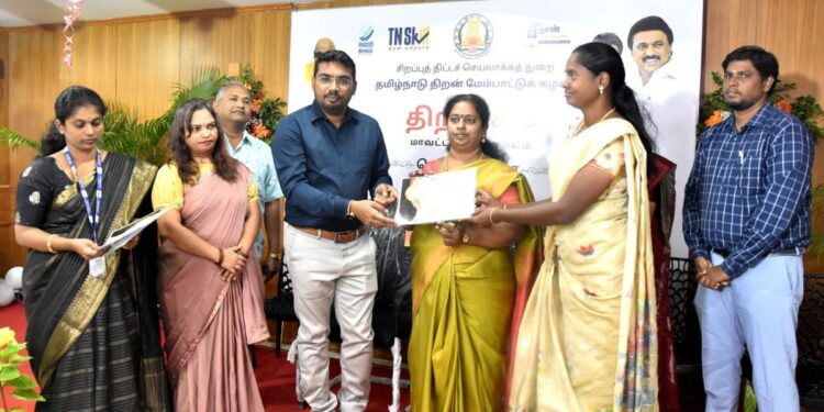 தமிழக இளைஞர்களின் வேலைவாய்ப்பிற்கு புதிய உத்வேகம்: ‘திறனகம்’ மையங்களை திறந்து வைத்த துணை முதலமைச்சர் உதயநிதி ஸ்டாலின்!