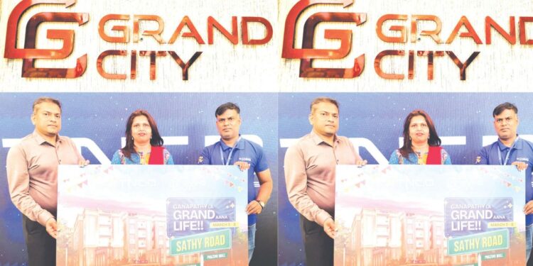 “கணபதியில் ஒரு கனவு இல்லம்!” – அடுக்குமாடி குடியிருப்பு வாங்கினால் எலக்ட்ரிக் ஸ்கூட்டர் இலவசம்; டிஎன்சிடி-யின் அதிரடி அறிவிப்பு!