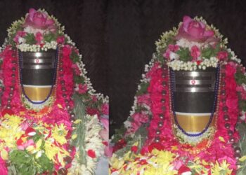 “சிவாயநம… தென்னாடுடையசிவனேபோற்றி!” – பழையவத்தலகுண்டுகாசிவிசுவநாதர்கோவிலில்பிரதோஷப்பெருவிழா; நந்திகேஸ்வரருக்கு 16 வகைஅபிஷேகங்களுடன்மகாதீபாராதனை!