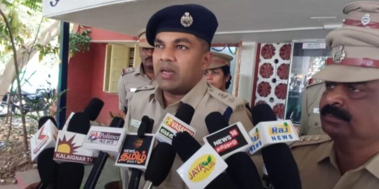 “வலைதளவதந்திகளுக்குச்சிறைதண்டனைஉறுதி”: ஒட்டன்சத்திரத்தில்எஸ்.பி. பிரதீப்அதிரடிஎச்சரிக்கை – சட்டம்ஒழுங்கைச்சீர்குலைத்தால்கடும்நடவடிக்கை!