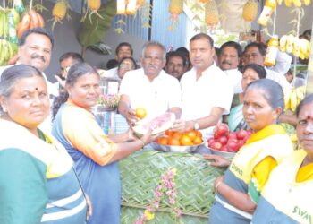 “கொளுத்தும் வெயிலில் குளுமை தந்த அதிமுக!” – வடவள்ளியில் அம்மன் அர்ஜுணன் எம்எல்ஏ திறந்து வைத்த பிரம்மாண்ட நீர்மோர் பந்தல்!