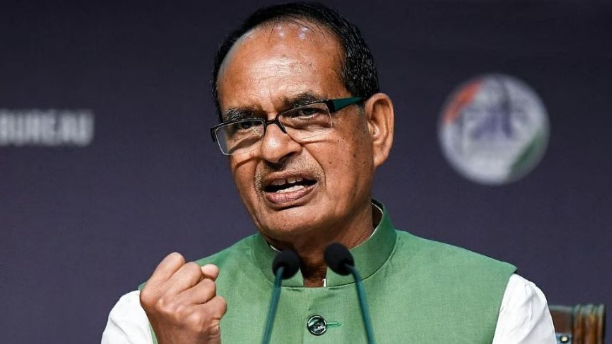 சர்வதேசப் போர் பதற்றத்தால் உரத் தட்டுப்பாடு: விவசாயிகளுக்குப் பயம் வேண்டாம், விரைவில் தீர்வு என மத்திய அமைச்சர் சிவ்ராஜ் சிங் சவுகான் உறுதி!