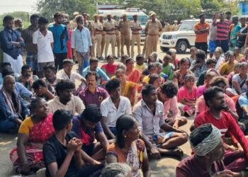 நாங்கு நேரி இரட்டை கொலை: 8 பேர்சிக்கியும் ஓயாத உறவினர்கள் போராட்டம் – உயர்நீதிமன்றம் அதிரடி தலையீடு!