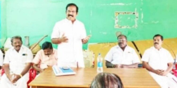 “வத்தலகுண்டுவில்அதிரும்தேர்தல்முழக்கம்”: திமுகநிர்வாகிகள்ஆலோசனைகூட்டத்தில்                                                     2026-க்கானவியூகம் –  முதல்வர்பிறந்தநாளை மக்கள்  திருவிழாவாகக் கொண்டாடத்தயார்!