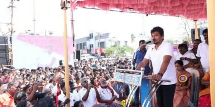 “₹2500 கோடி Vs ₹147 கோடி!” – மொழிக்கான நிதி ஒதுக்கீட்டில் மத்திய அரசின் பாரபட்சத்தை தஞ்சையில் போட்டுடைத்த உதயநிதி ஸ்டாலின்!