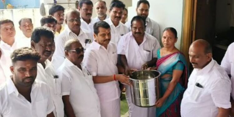 “கரூர் கோட்டையை தகர்க்க முடியாது!” – 3.30 லட்சம் குடும்பங்களுக்கு பரிசு மழை; 200 தொகுதிகளுக்கு மேல் வெல்வோம் என செந்தில் பாலாஜி அதிரடி!