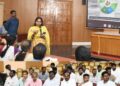 தஞ்சையில் தேர்தல் களம் சூடுபிடிப்பு: கலெக்டர் பிரியங்கா பங்கஜம் தலைமையில் ஐடி பயிற்சியுடன் அதிரடி கலந்தாய்வு!