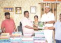 “அரசு வேலை உங்கள் கையில்!” – மேலூர் மாணவர்களின் ஐஏஎஸ், டிஎன்பிஎஸ்சி கனவை நனவாக்க ரூ.24,000 மதிப்பிலான புத்தகங்கள் வழங்கி அதிமுக அதிரடி!