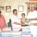 “அரசு வேலை உங்கள் கையில்!” – மேலூர் மாணவர்களின் ஐஏஎஸ், டிஎன்பிஎஸ்சி கனவை நனவாக்க ரூ.24,000 மதிப்பிலான புத்தகங்கள் வழங்கி அதிமுக அதிரடி!