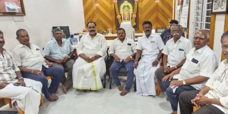 வ.உ.சிமன்றத்தின்பிரம்மாண்டபால்குடஊர்வலம்மற்றும்அன்னாபிஷேகம் – ஆலோசனைக்கூட்டத்தில்அதிரடிமுடிவு!