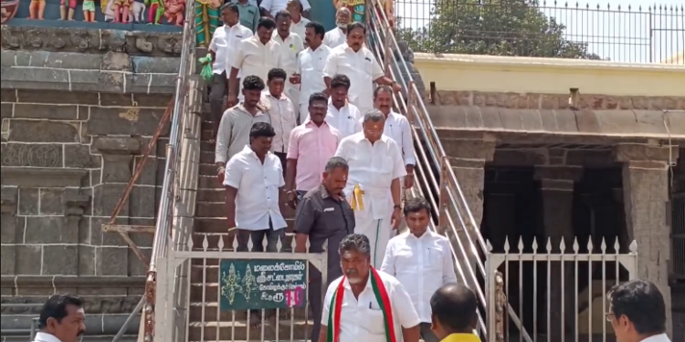 சீர்காழியில் கார்த்திக் சிதம்பரம் பேட்டி திராவிட முன்னேற்றக்கழகத்தை தவிர வேறு யாருடனும் பேச்சுவார்த்தை நடத்தவில்லை