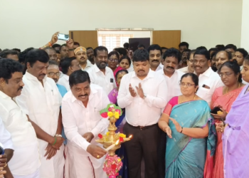 மயிலாடுதுறையில் புதிதாக கட்டப்பட்ட வருவாய் கோட்டாட்சியர் அலுவலகத்தை காணொளி மூலம் முதலமைச்சர் திறந்தார்