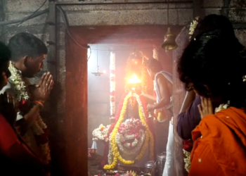 ஆலஞ்சேரி கிராமத்தில் அகத்தீஸ்வரர் சிவாயலத்தில் போர் பதற்றம் தணிந்து உலக அமைதி வேண்டி சிறப்பு மகா யாக பூஜை