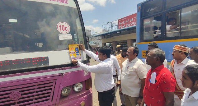 மயிலாடுதுறையில் 100%வாக்களிக்க வேண்டும் என்பதை வலியுறுத்தி பேருந்து & வாகனங்களில் ஓட்டு ஸ்டிக்கர்கள்  விழிப்புணர்வு 