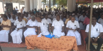 கம்பன் விரைவு ரயில் சேவையை, தடம் மாற்றக்கூடாது என வலியுறுத்தி உண்ணாவிரத போராட்டம் 