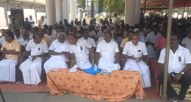 கம்பன் விரைவு ரயில் சேவையை, தடம் மாற்றக்கூடாது என வலியுறுத்தி உண்ணாவிரத போராட்டம் 