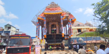 உலக பிரசித்தி பெற்ற திருவாரூர்  ஆழித்தேரோட்டத்தில் பிளாஸ்டிக் ஊதுகுழல்களுக்கு தடை