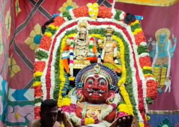 திருவாரூர் தியாகராஜசுவாமி்ஆலயத்தில் கடந்த 6ஆம்தேதி் கொடி்ஏற்றத்துடன் துவங்கி பங்குனி்உத்திரபெருவிழா