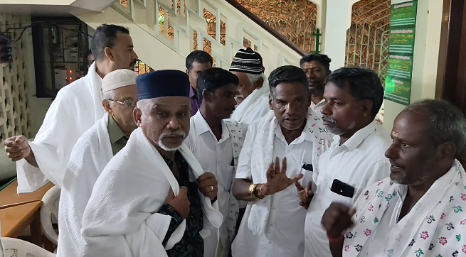 ஆழித்தேரோட்டத்தில் இரண்டு லட்சத்திற்கும் மேலாக குவிந்த பக்தர்கள் கூட்டம்