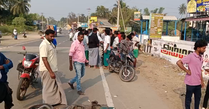 மயிலாடுதுறை அருகே சரக்கு வாகனம் மோதியதில் எலக்ட்ரிஷன் உயிரிழப்பு. போலீசார் விசாரணை