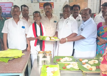 திருவாரூர் அருகே தமிழக முதல்வரின் 73-வது பிறந்தநாளை முன்னிட்டு கார்த்தி என்பவரது உணவகத்தில் நாள் முழுவதும் இலவச உணவு