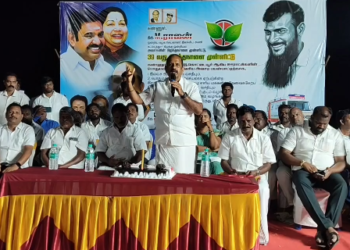 திருவள்ளூர் தனது மக்களுக்கு இலவசஆம்புலன்ஸ் சேவை &குளிர்சாதன சவப்பெட்டியையும் அர்ப்பணித்த ADMKஇளைஞரை பாராட்டினர்