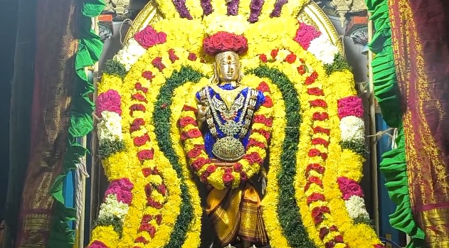 சீர்காழி அருகே திருவெண்காடு சுவேதாரண்யேஸ்வரர் கோவில் இந்திரப்பெருவிழா
