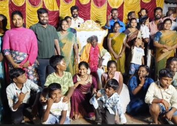 திருவள்ளுர் அருகே 4தலைமுறைகளைக்கண்ட முதியவரின் 101-வது பிறந்தநாளை கேக் வெட்டி கொண்டாடினர்