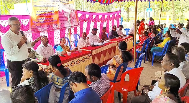 வருவாய்த்துறையினர் 7-வது நாளாக காத்திருப்பு போராட்டத்தில் ஈடுபட்டு வருவதால் வருவாய்த்துறை சார்ந்த பணிகள் ஆலோசித்து நடவடிக்கை