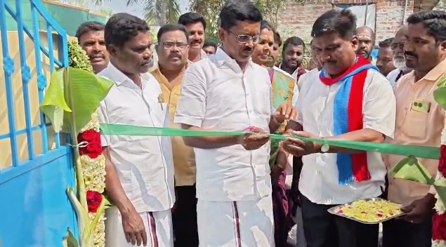 திருப்பத்தூர் மாடப்பள்ளி ஊராட்சியில் பல்வேறு நிதிகளில் மக்களின் பயன்பாட்டிற்காக முடிவுற்றப்பட்ட பணி