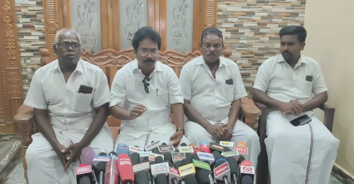 மயிலாடுதுறைADMK-வால் பயனடைந்தவர்களே MLA சீட் கிடைக்காததால் துணை செயலாளர் மதன் குற்றசாட்டு