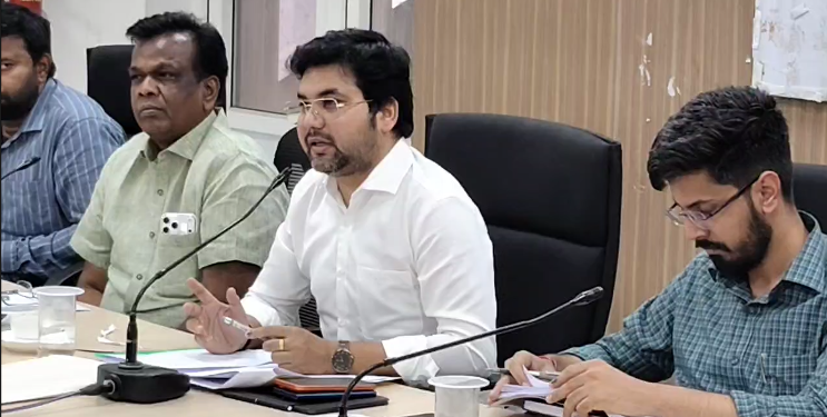 பக்தர்களுக்கு செய்யப்பட்டுள்ள முன்னேற்பாடுகள் குறித்து மாவட்ட ஆட்சியர் பல்வேறு  அமைப்பினருடன் ஆலோசனை