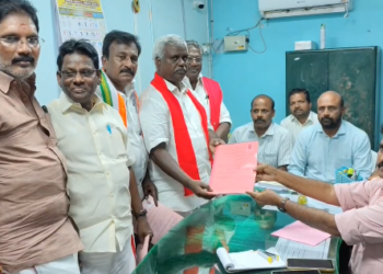 திருத்துறைப்பூண்டி இந்திய கம்யூனிஸ்ட் கட்சியின் சட்டமன்ற வேட்பாளர் மாரிமுத்து வேட்பு மனு தாக்கல்