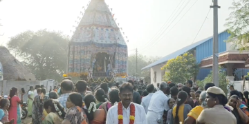 ஒழுகைமங்கலம் மாரியம்மன் கோவில் பங்குனி உத்திர பெருந்திருவிழா தேரோட்டம்