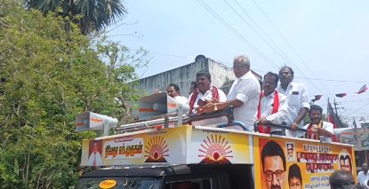 பூம்புகார் தொகுதியில் அனல் பறக்கும் பிரச்சாரம் கட்சி நிர்வாகிகள் வீதி வீதியாக சென்று வாக்கு சேகரிப்பு
